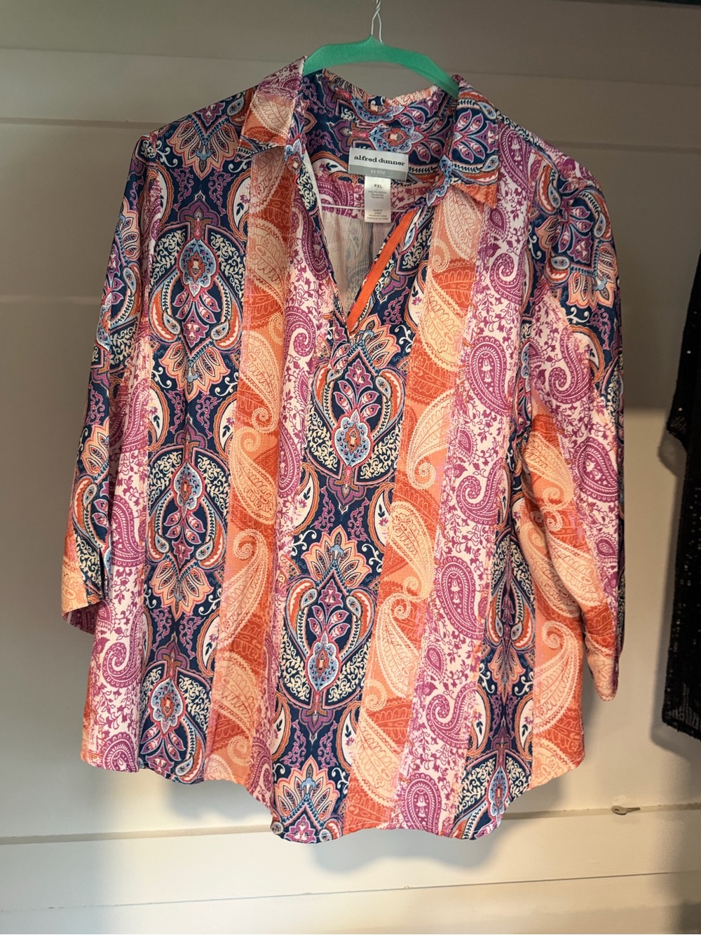 Alfred Dunner Womenโs Long Sleeve V Neck Blouse Top Multi Size PXL